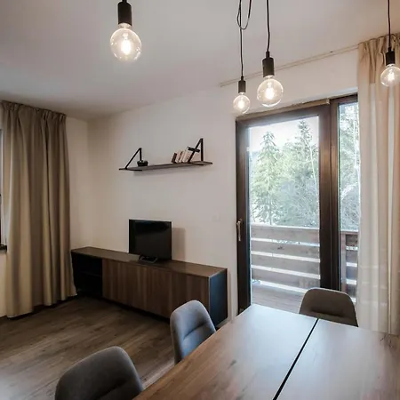 Apartment Lucnica *