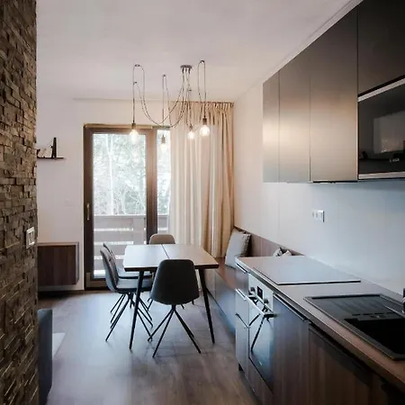Apartment Lucnica *