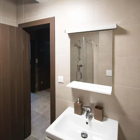 Apartment Lucnica